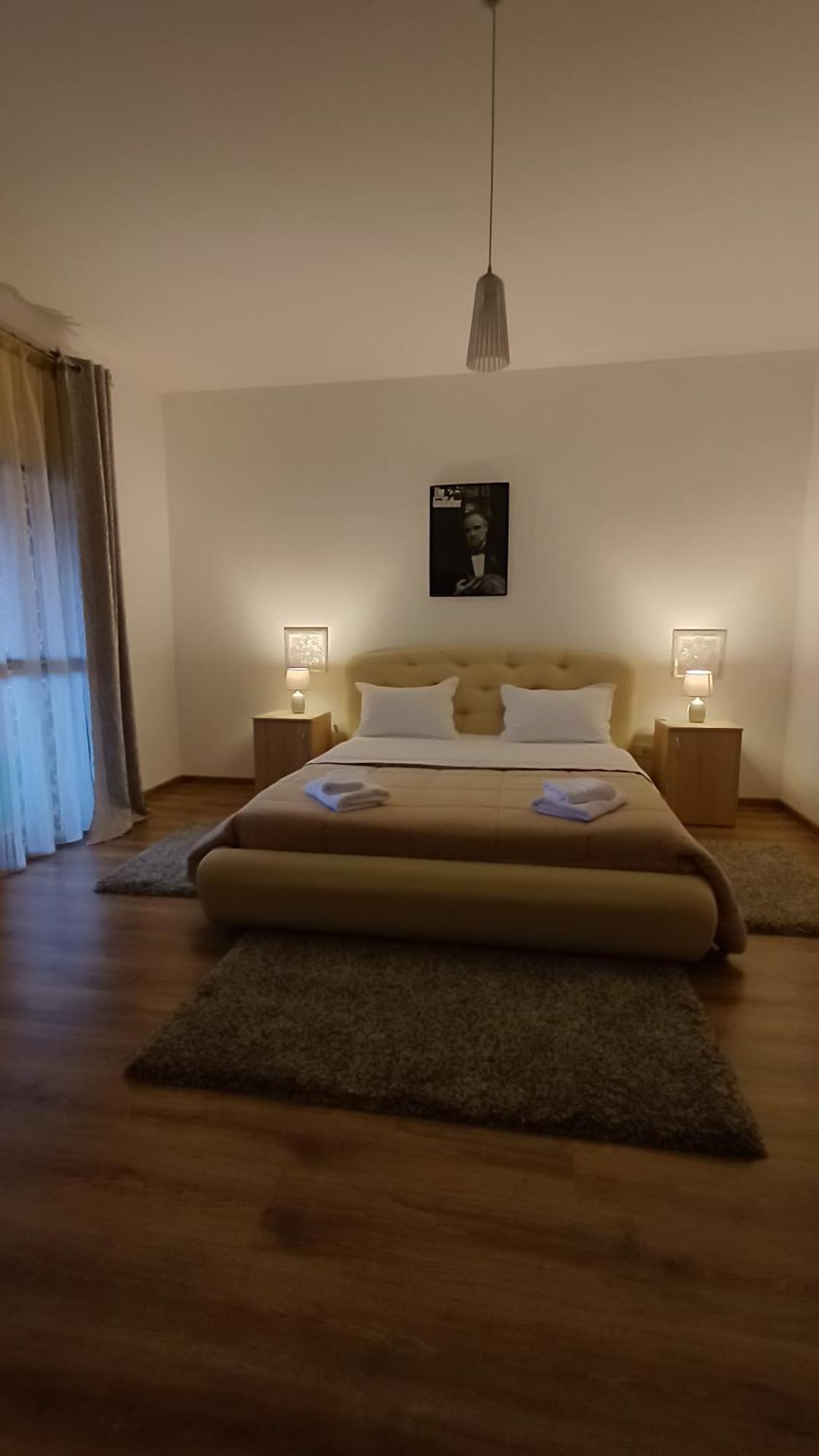 Casa Monica Guest House Dragus ภายนอก รูปภาพ