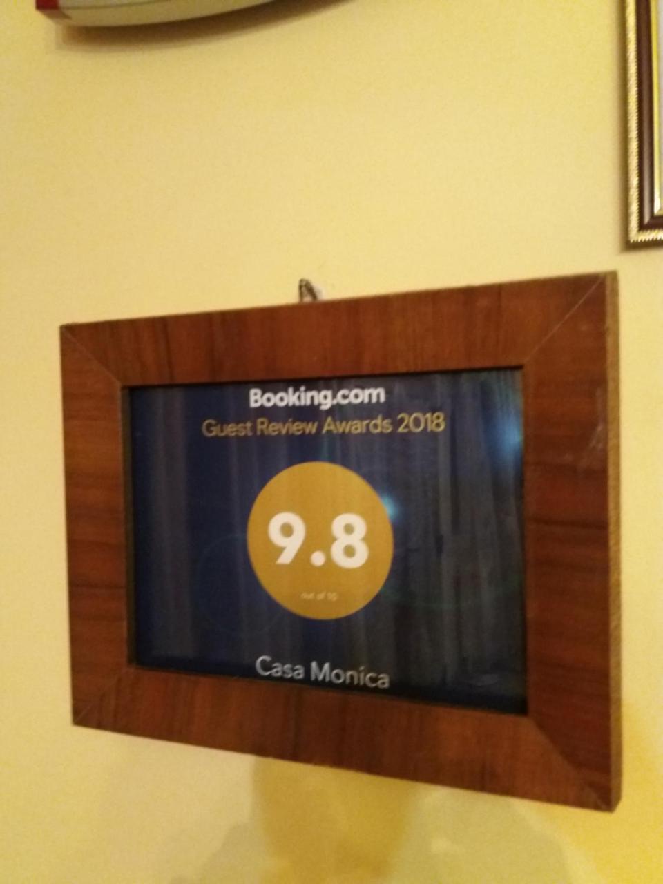 Casa Monica Guest House Dragus ภายนอก รูปภาพ